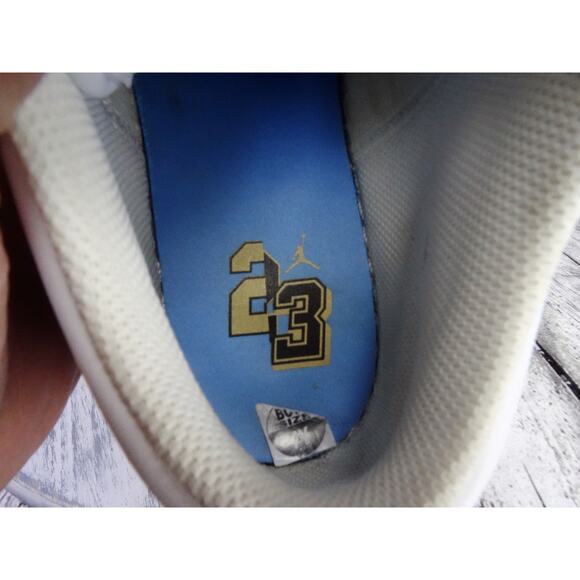 Air Jordan 1 Low SE GS White/Game Royal-White Youth 7Y Women 8.5 VNDS Excellent - Picture 11 of 16